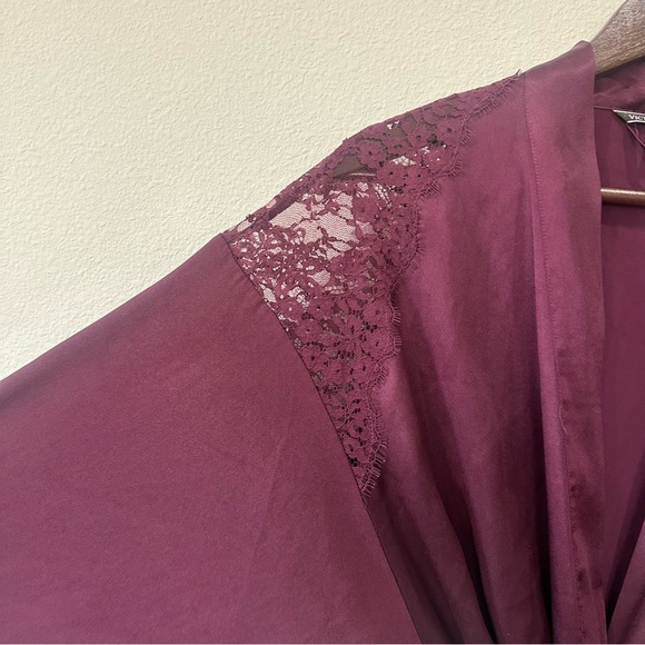 Victoria’s Secret purple satin lace robe - Picture 5 of 6